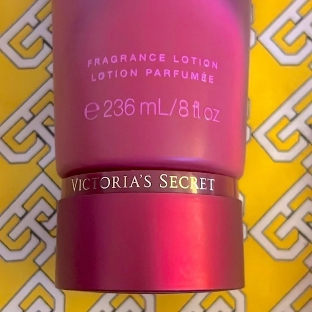 Brand New Victoria's Secret Bare Vanilla Shimmer Body Spray Berry Brulee Lotion